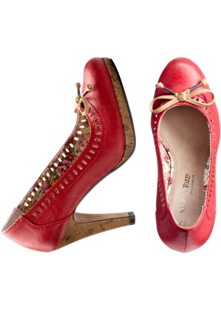 أحذية حمراء 2013
