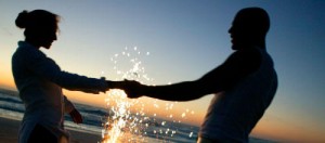 8 طرق لتجديد  شعلة الحب بين الزوجين