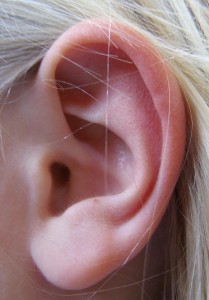  كل ما تريد معرفته عن طنين الأذن 