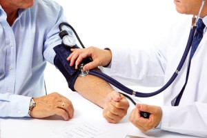 أسباب ارتفاع ضغط الدم، اعراضه و علاجه 