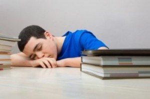 النوم:ضروري للدماغ  للتخلص من السموم 