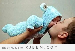 أضرار تقبيل الطفل الرضيع 