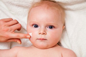 نصائح هامة لمنع جفاف الجلد لدى الرضع