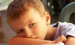 أسباب وأعراض وعلاج القولون العصبي عند الأطفال