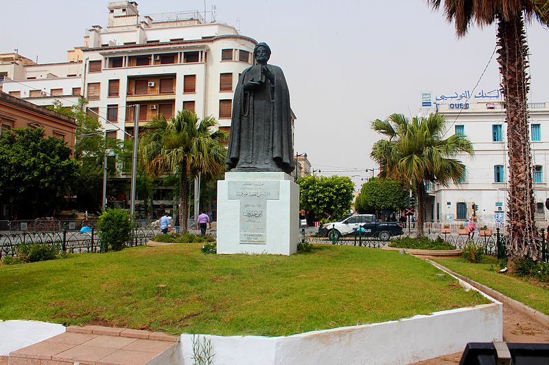 File:Ibn Khaldoun Sculpture-Tunis تمثال ابن خلدون.jpg