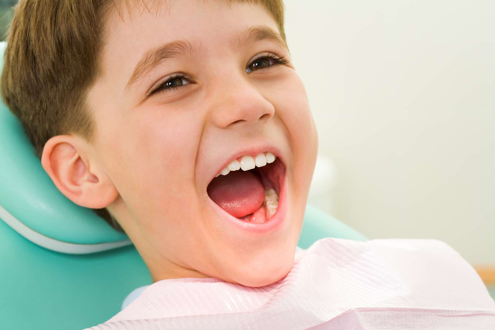 الاسنان اللبنية عند الاطفال