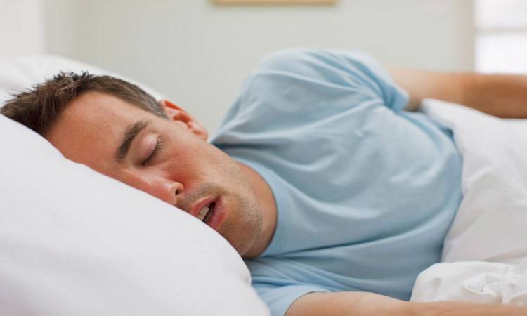 هل يؤدي الصيام إلى زيادة النعاس والنوم