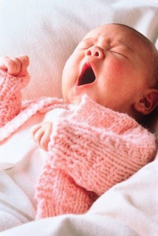 أسباب وعلاج قلة النوم عند الاطفال