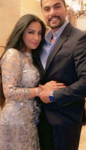 صور عامر السردي مع زوجته نجاح المساعيد