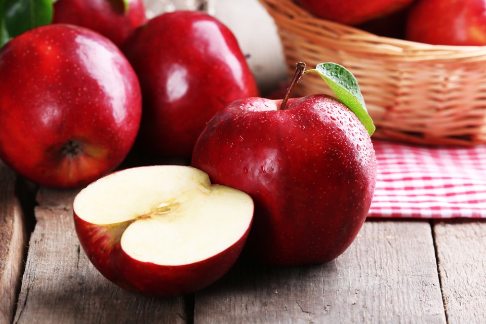 فوائد التفاح الاحمر و الاخضر